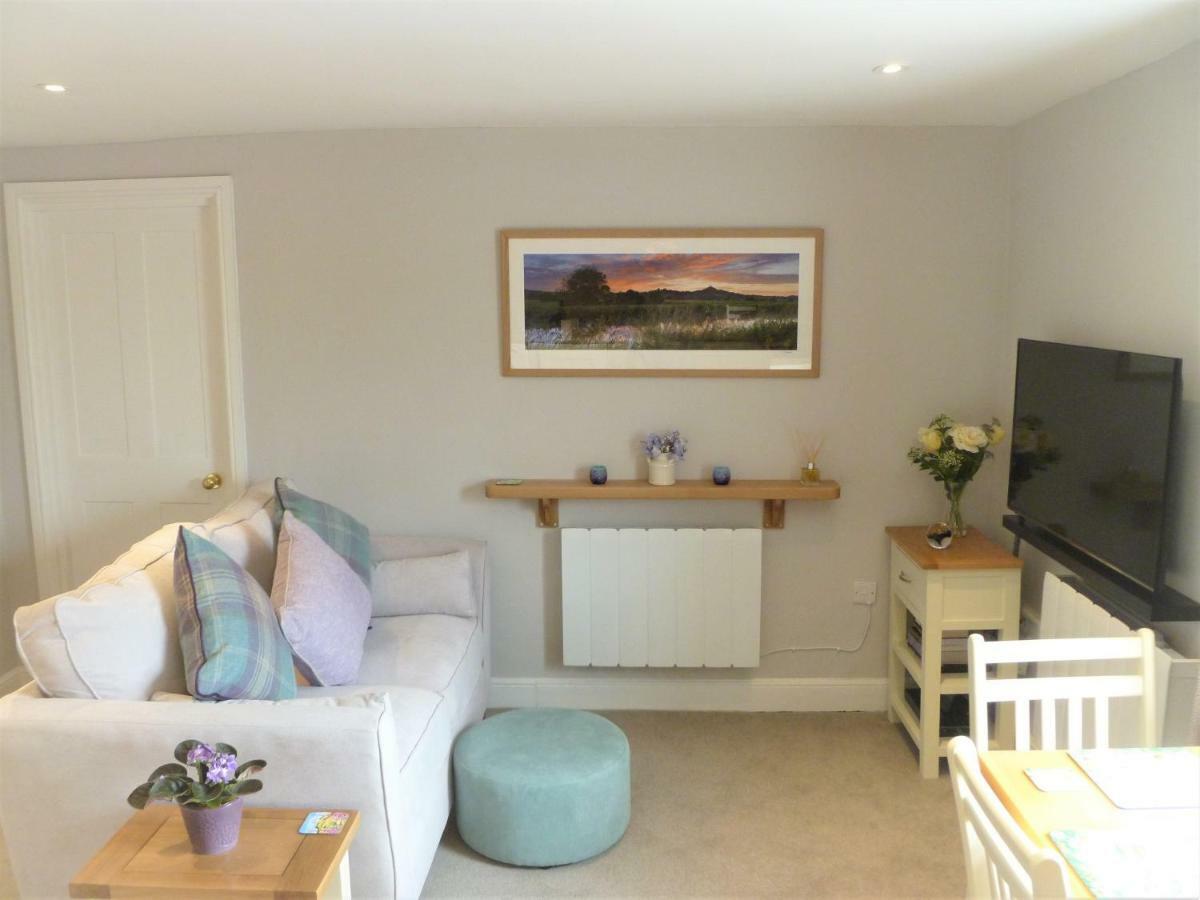 Chalice Loft Apartment Glastonbury Bagian luar foto