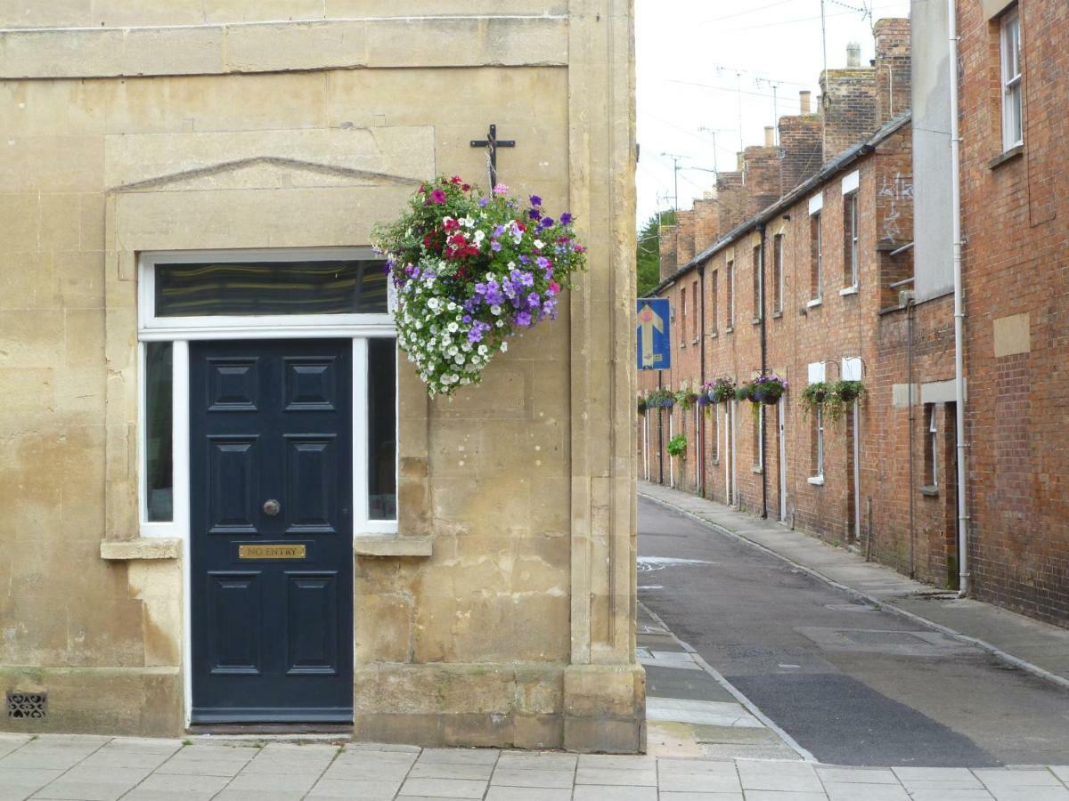 Chalice Loft Apartment Glastonbury Bagian luar foto
